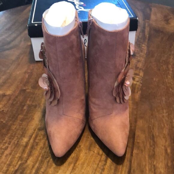 Qupid 3D Flower Embroidered Mauve Boots Size 5.5 - Picture 7 of 10